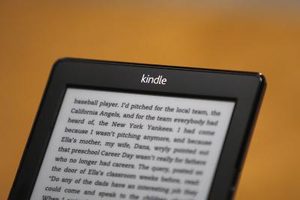 Kindle apps bring the e-book reader's functionality towards tablet.